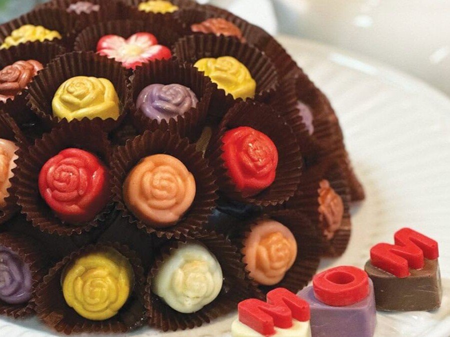 Mother's Day cake at The Manila Hotel